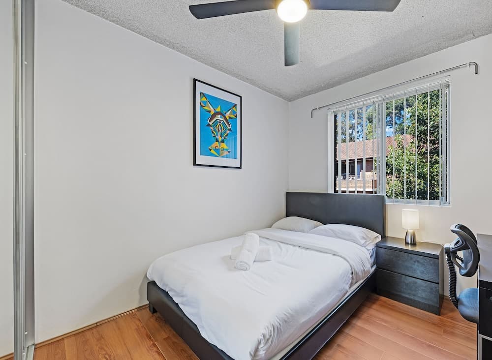 Kozyguru | Westmead | 2Bed Unit + Free Parking