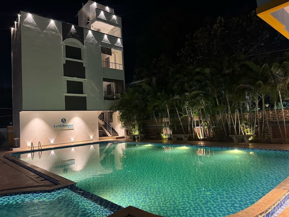 LA MILLIONAIRE LUXURY RESORT