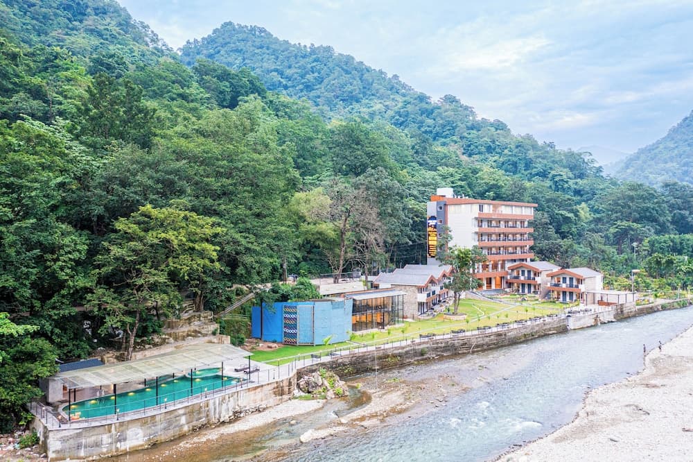 DLS Divine River Resort and Spa