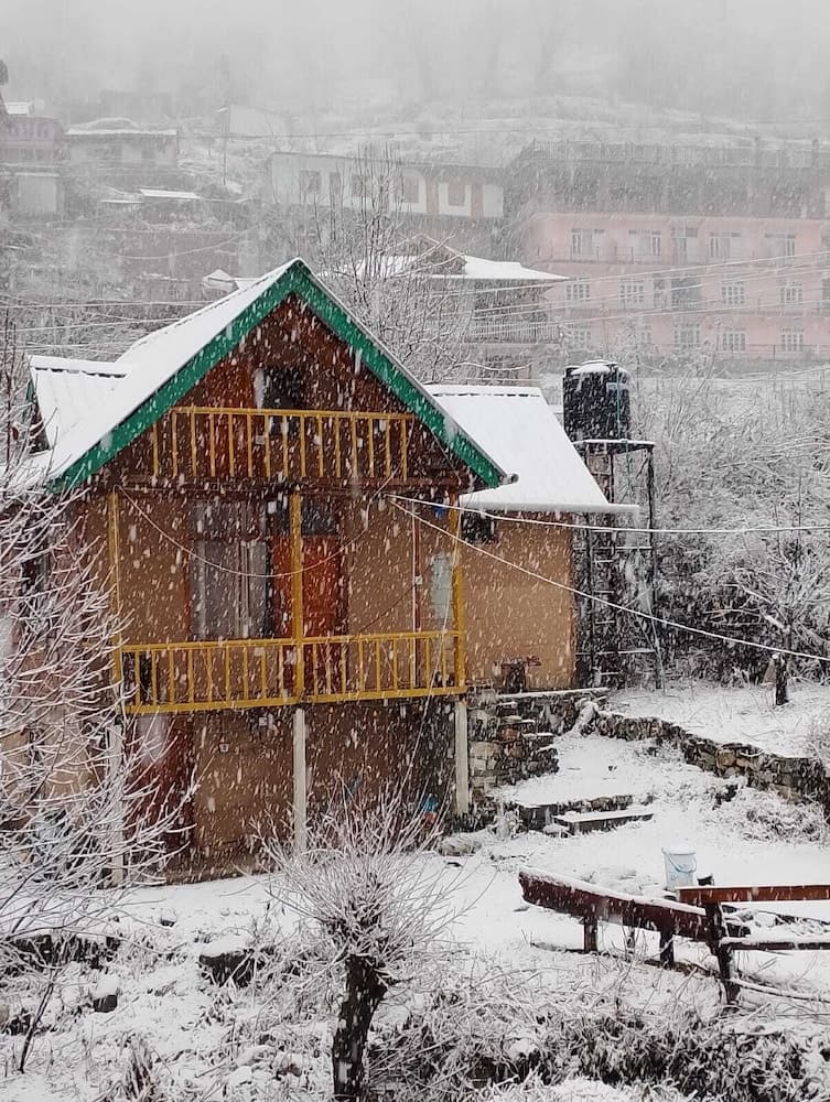 Konaklama yerinin ön cephesi