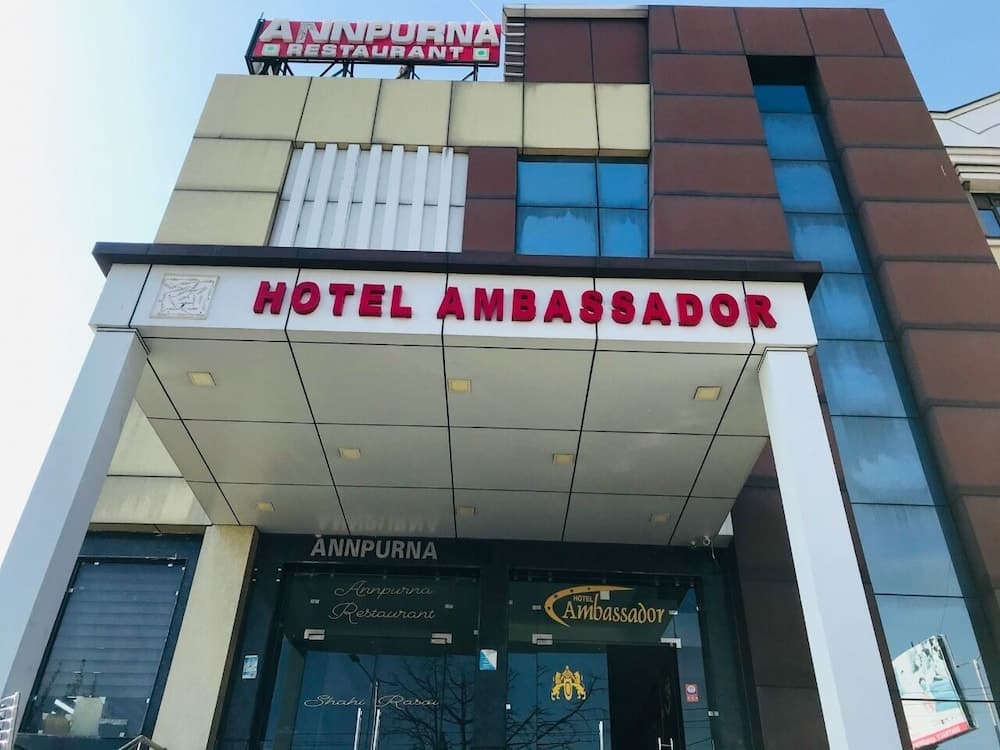 Hotel Ambassador