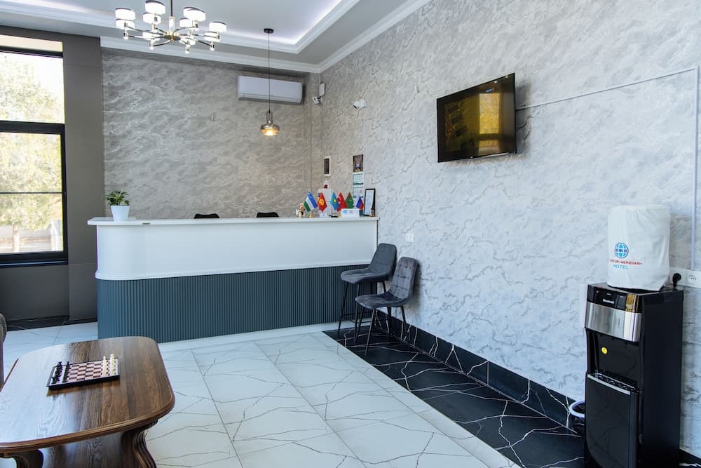 HOTEL MERCURI MERIDIAN