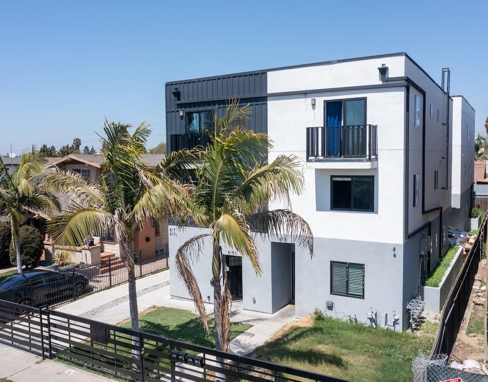 Forty First Place - Boutique Hostel