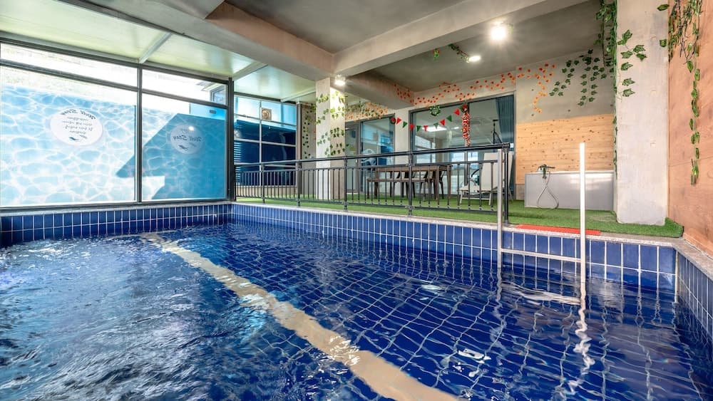 Yeosu Wellstay Pool Villa