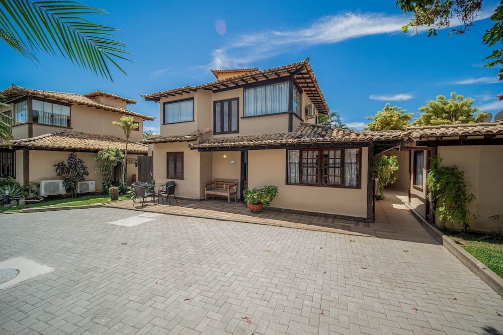 Bz75 Casa 4 suítes Geriba 250m da praia
