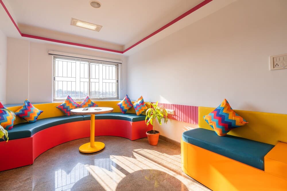 Lobi dinlenme salonu