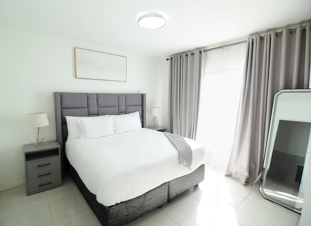 2BR-2BA - Rivonia Residence 1