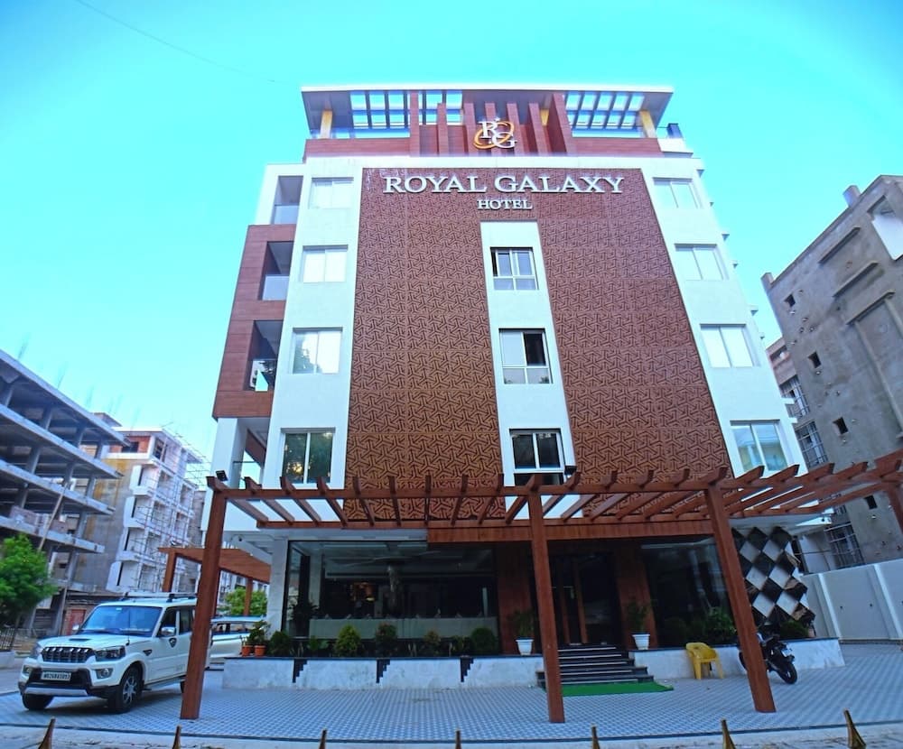 Royal Galaxy Hotel