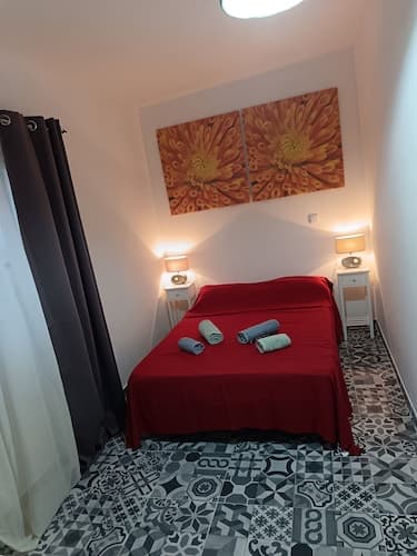 Tropicana Holiday Apartments