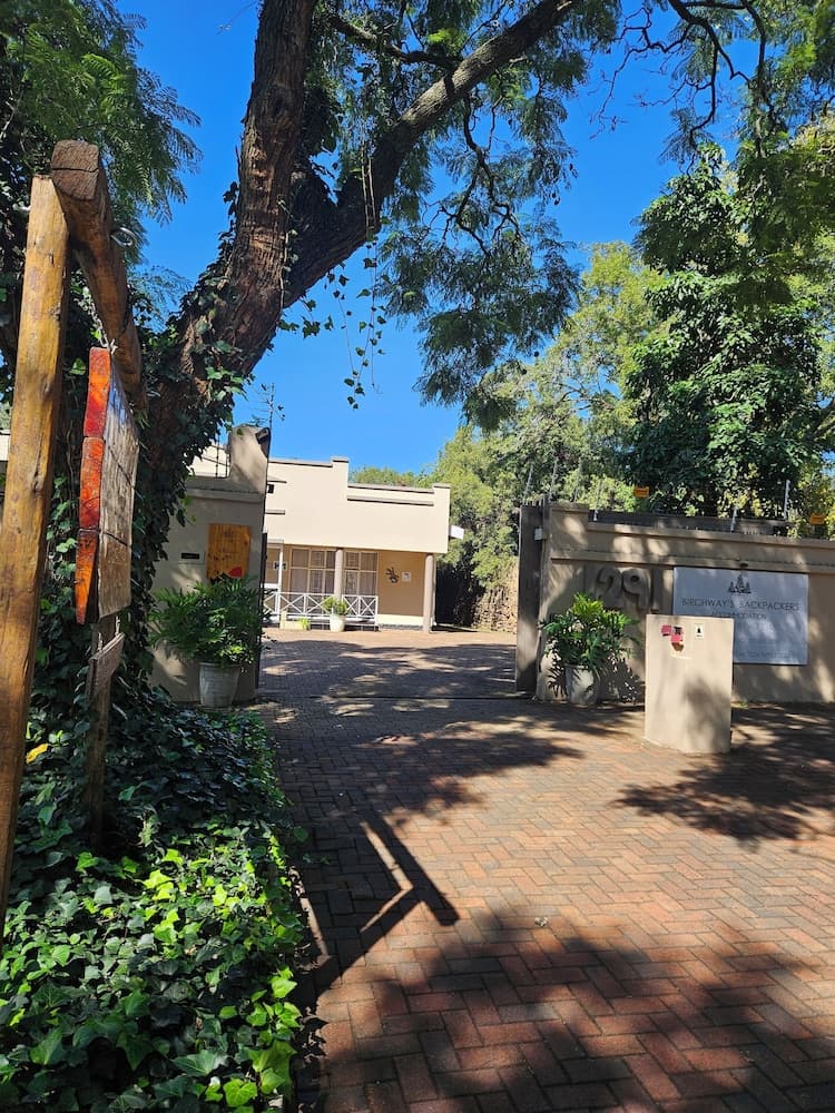 Birchway's Backpackers