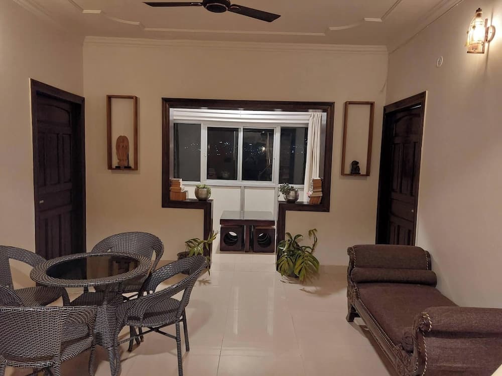 Alinda House Naukuchiatal By The Gaur