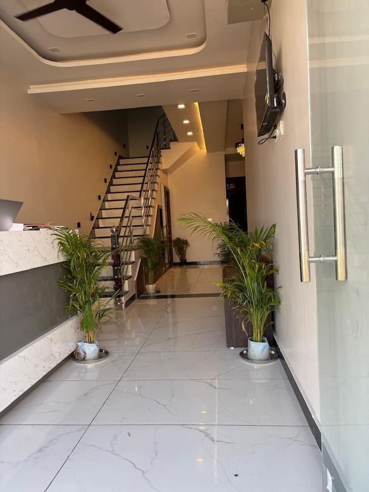 Hotel Pushkar Town