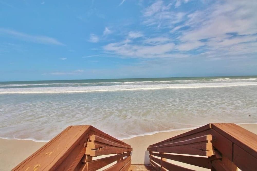 Sea Winds Condominiums C
