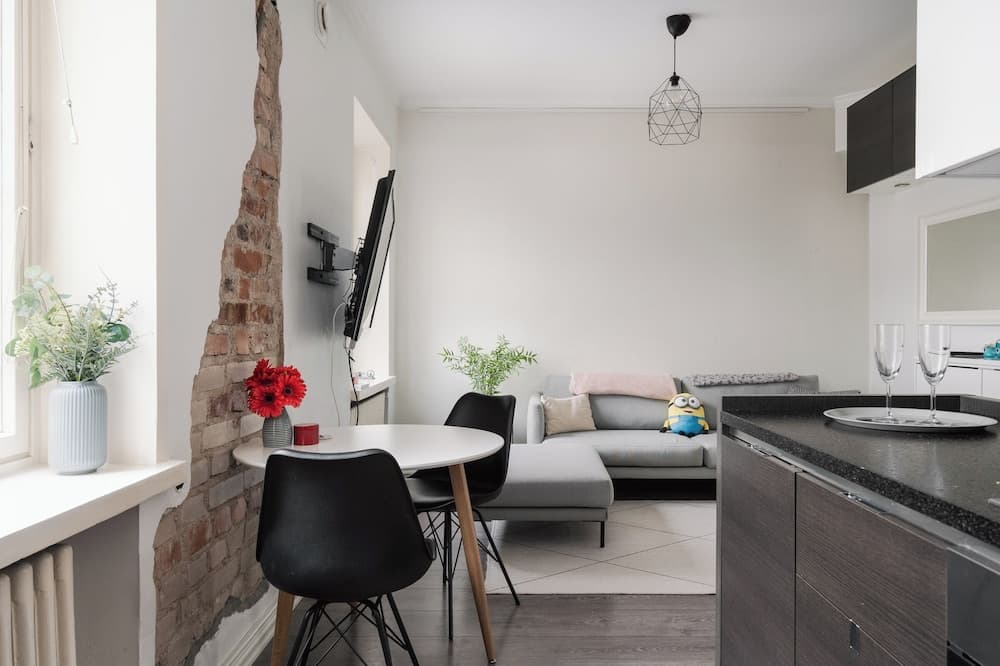 Renovated Top Floor Studio in Kallio