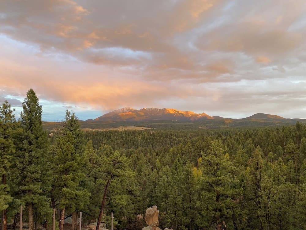 Pikes Peak Paradise Bed and Breakfast