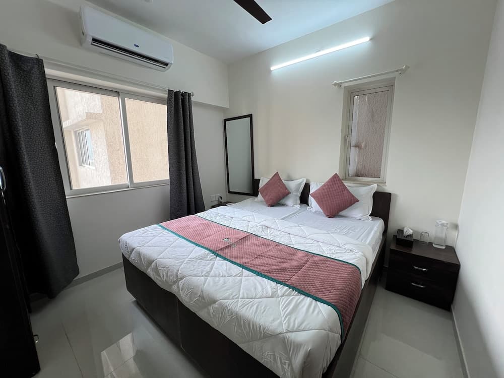 Pinaki Comfort Stay Omkar Signet