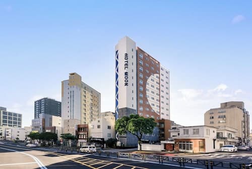 Hotel Moon