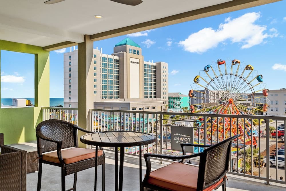 Boardwalk Pent House