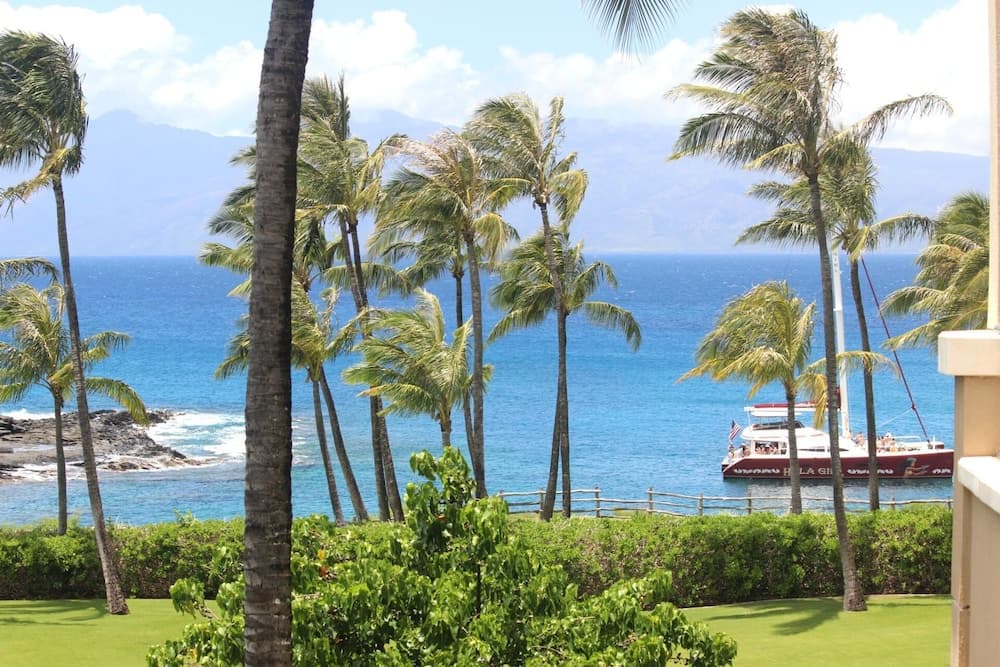 New! KBM Resorts Free CAR Hale Moana At Montage Kapalua Bay, Sleeps 10! 3-bedroom Condo With Daily Housekeeping, Spa!