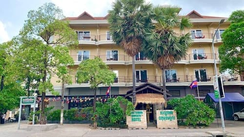 Chak Tomouk Mongkul Hotel