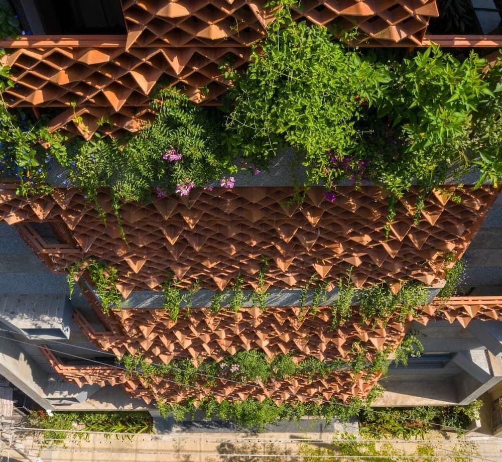 Iris Suites
