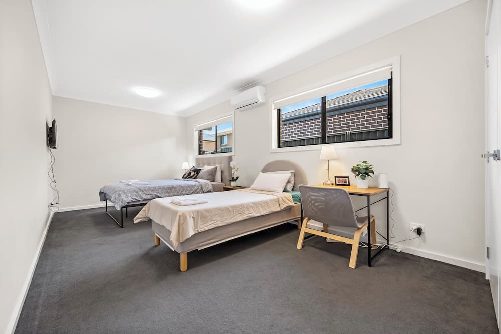 Kozyguru | Austral | Charming 4Bedroom Family Home