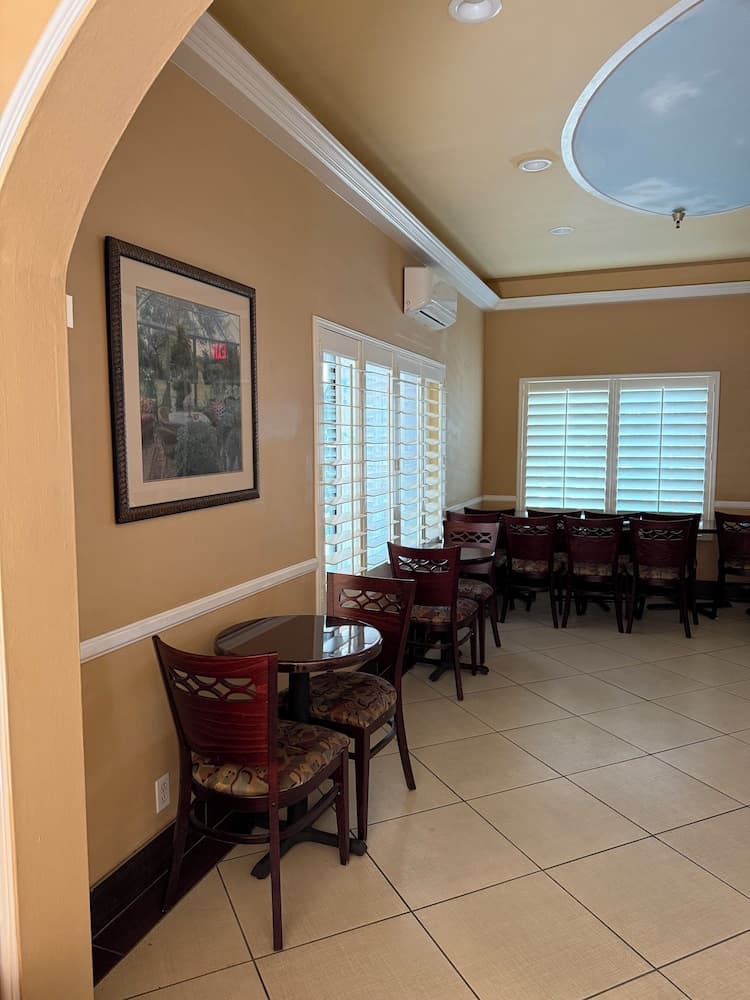 Garvey Inn