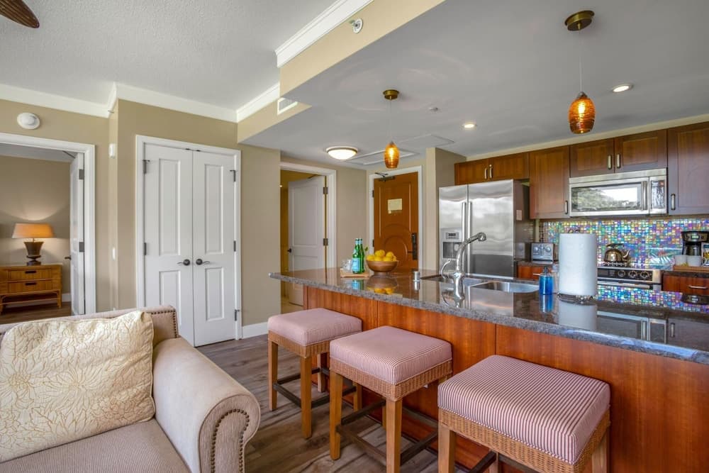 KBM Resorts - Free CAR - Honua Kai Hokulani - Ocean View - 6-bedroom Condo, Huge Corner Villas & Balcony! Hkh-229, 236, 238, 240