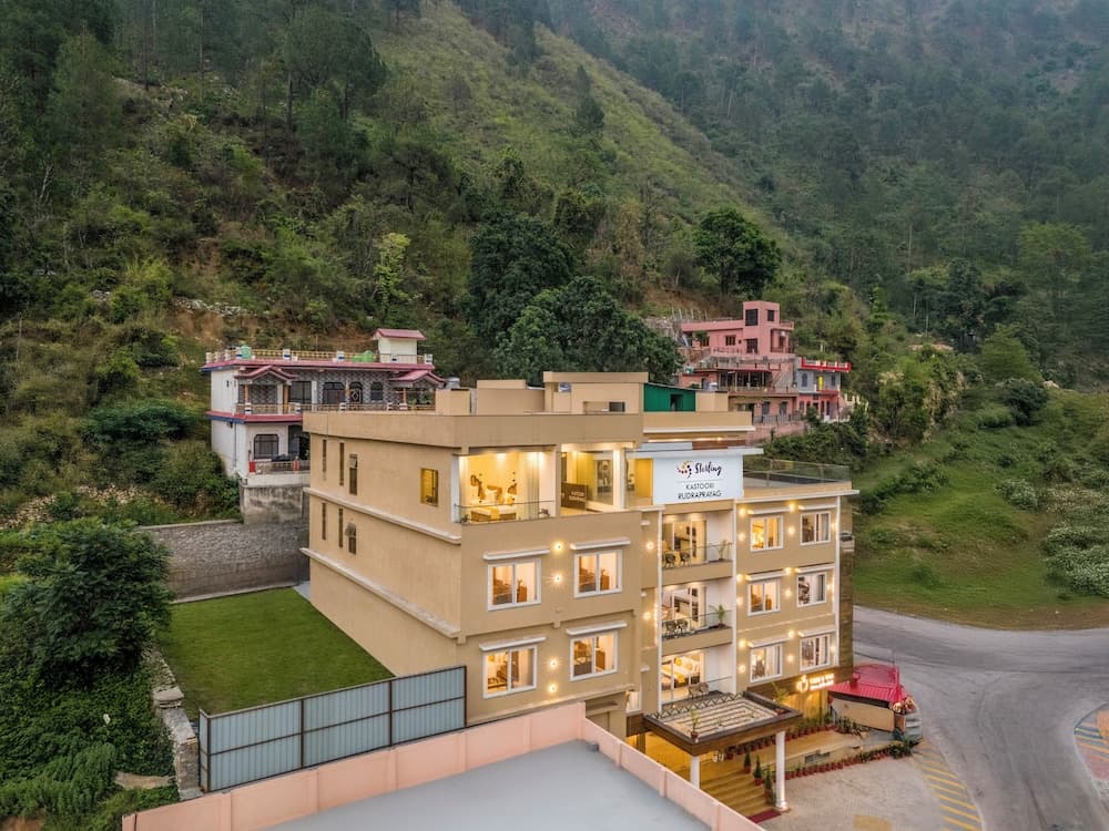 Sterling Kastoori Rudraprayag
