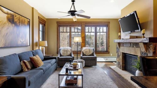Steps to Lifts, Peak 9, Main Street Balcony, Lounge Pool Water House 5204 by Avantstay