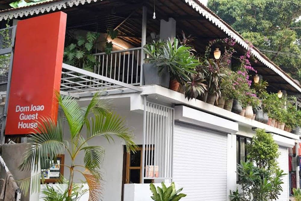 Local Stays By Dom Joao'S Guest House