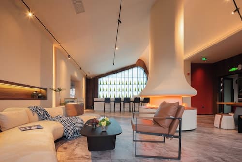 YUJIE HOTEL