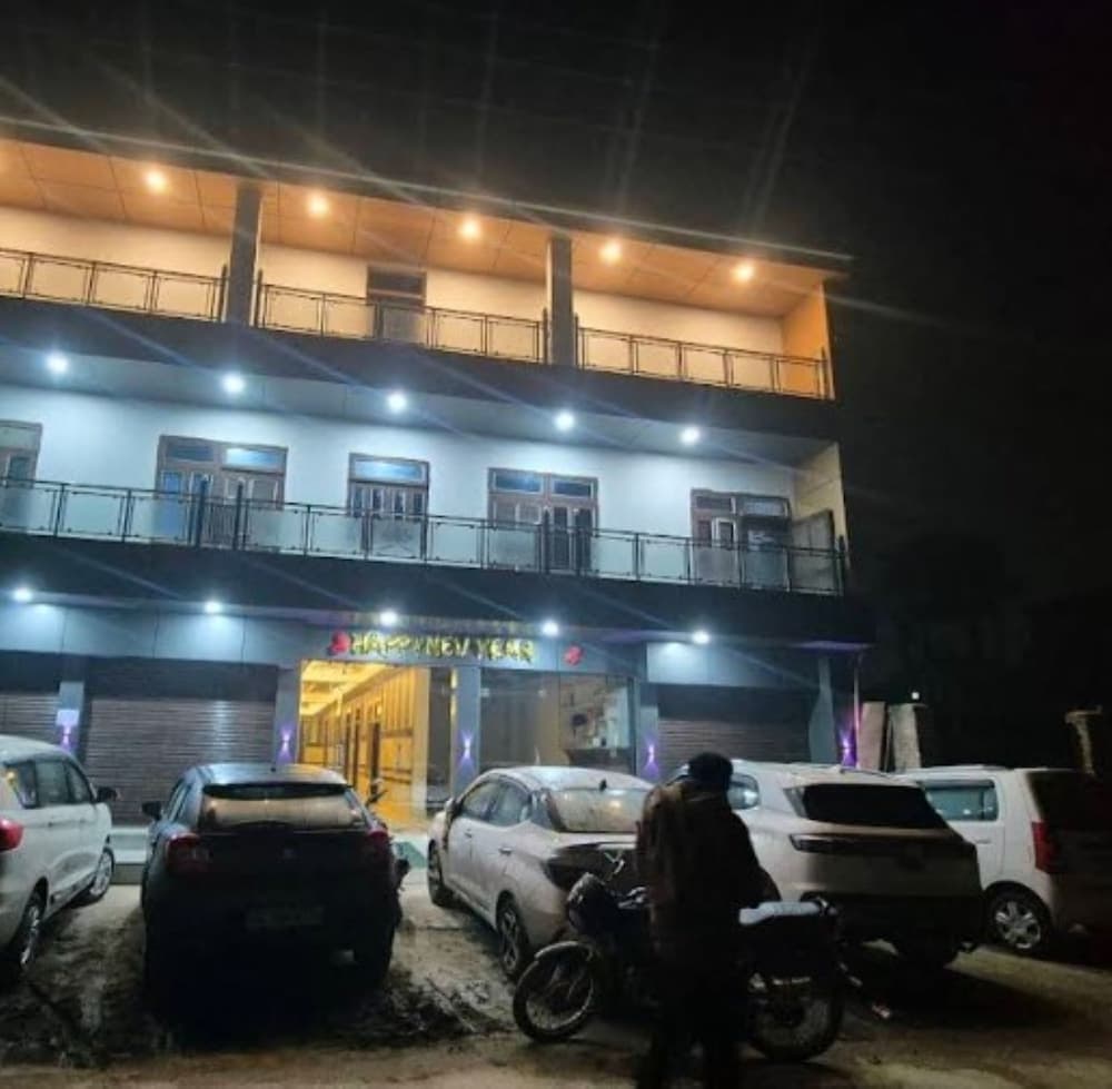 Radha rani seva sadan