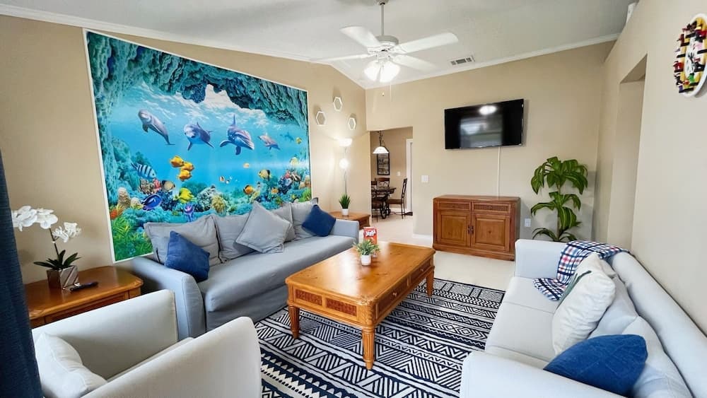 BlockHaven near Legoland & Disney