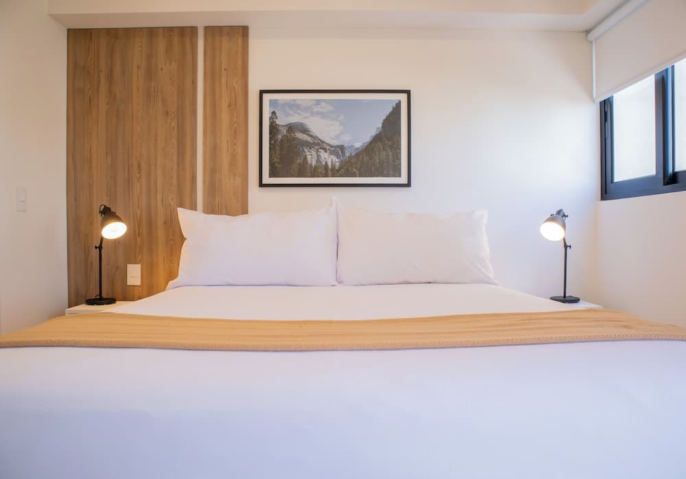 Salaverry by Wynwood House