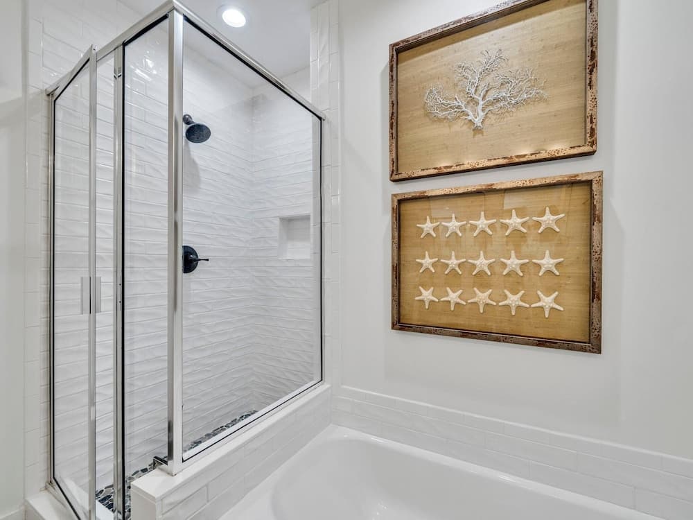 Redfish Village M2321- Changes in Latitude