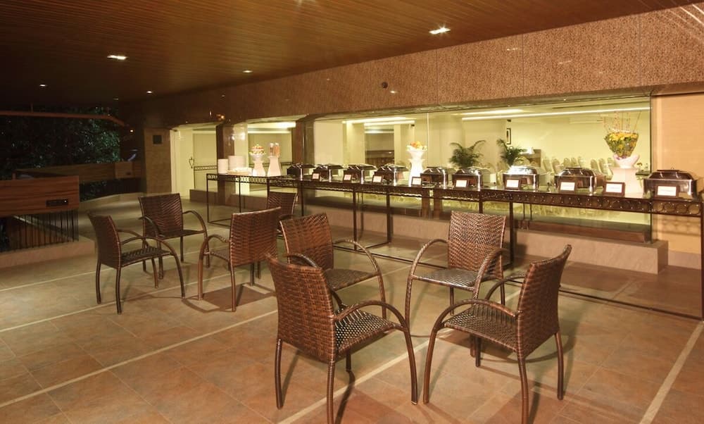 The Maharaja Business Hotel