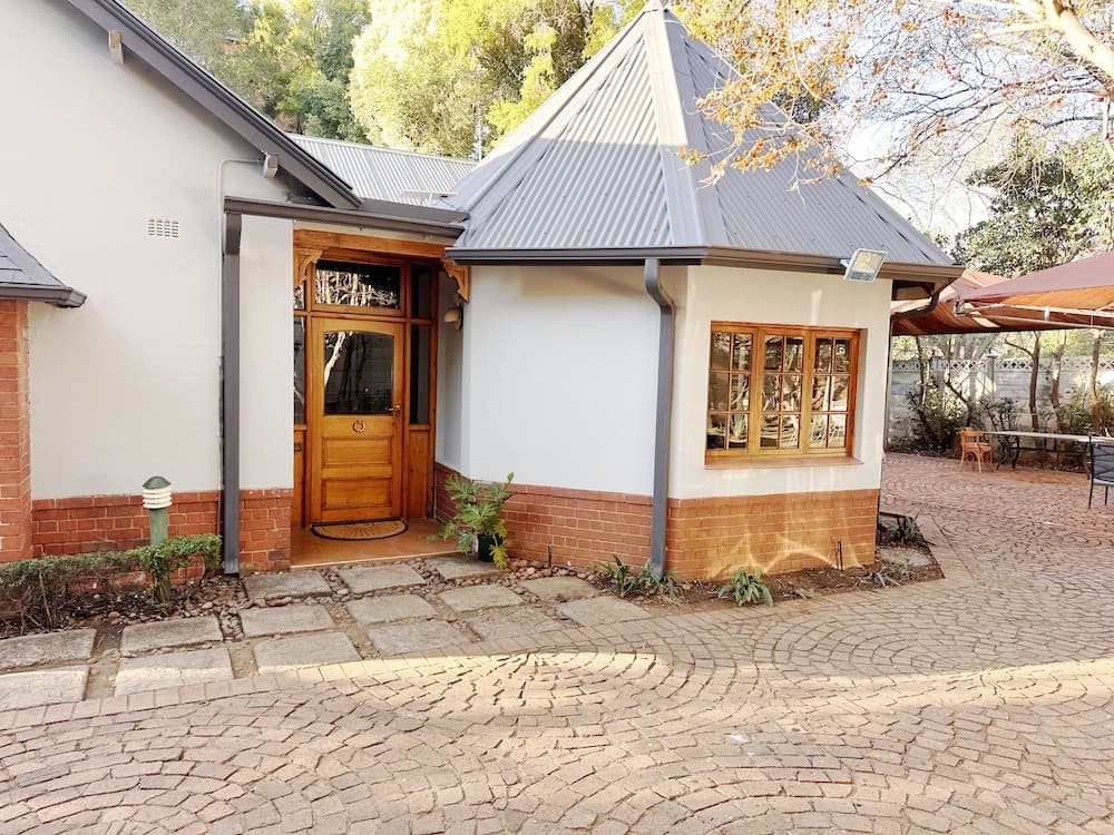 Brookyard Guest House