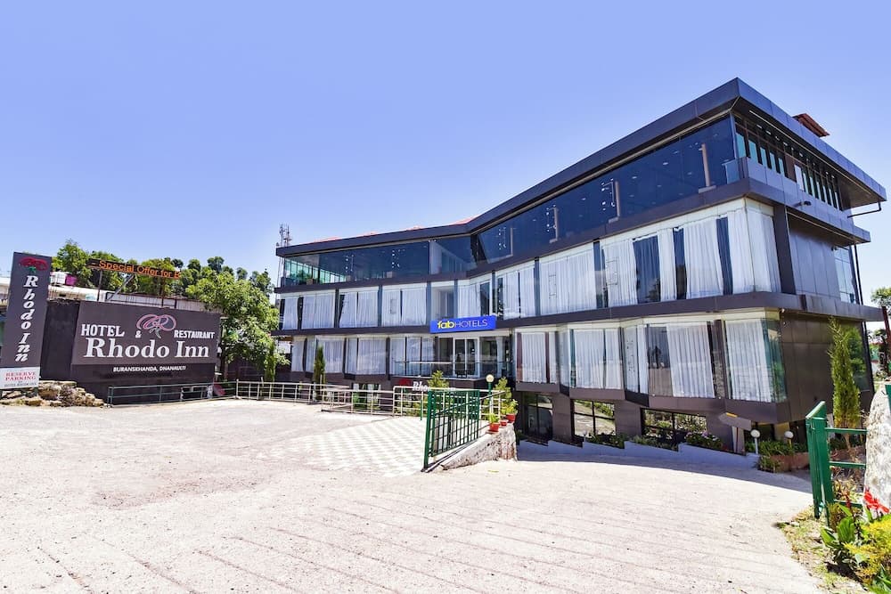 Fabhotel Burans Residency