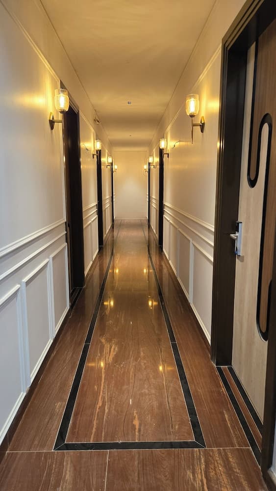 Hotel Parth