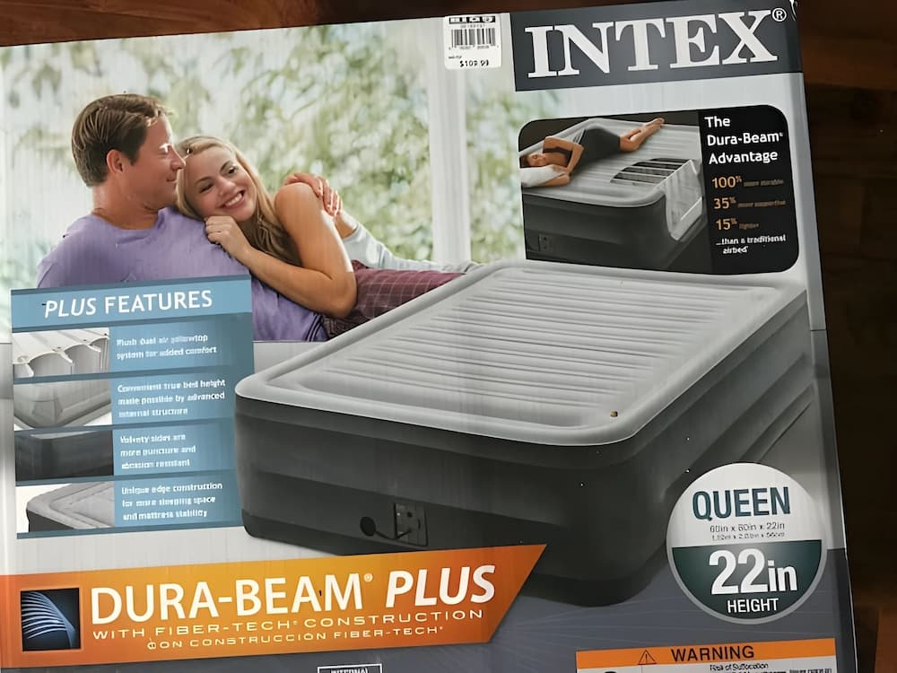 Modern North Seattle Getaway