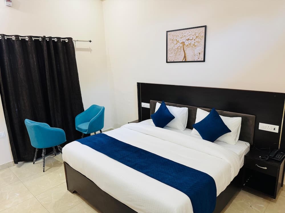 Corbett Hideaway Dada 'S