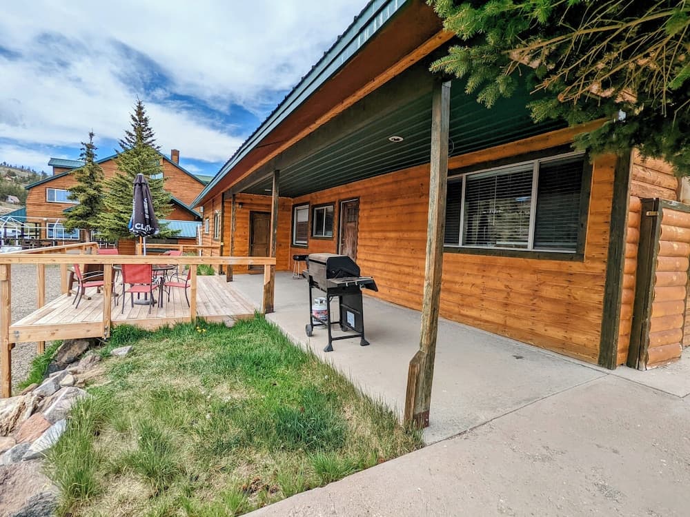 Lakeview Cabin