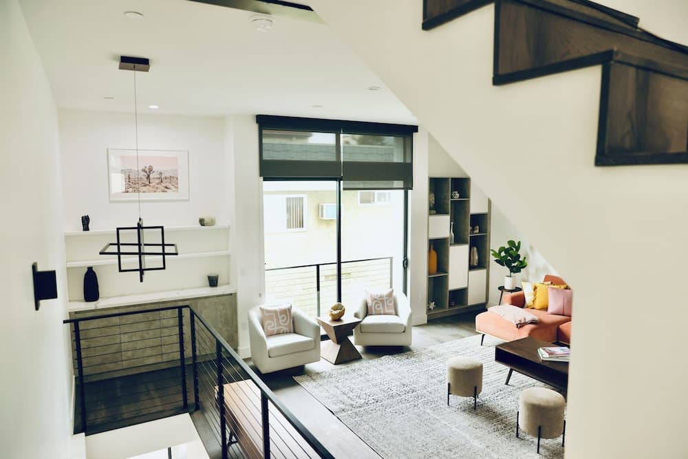 Modern Designer Townhouse/Private Rooftop