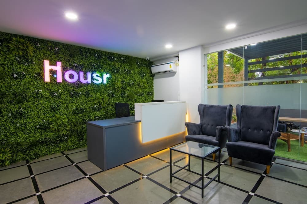 Housr 43 Gachibowli Near DLF Cybercity