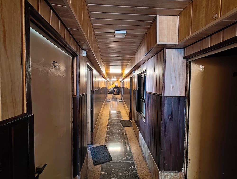 Hotel Avon Lake View Mall Road Nainital