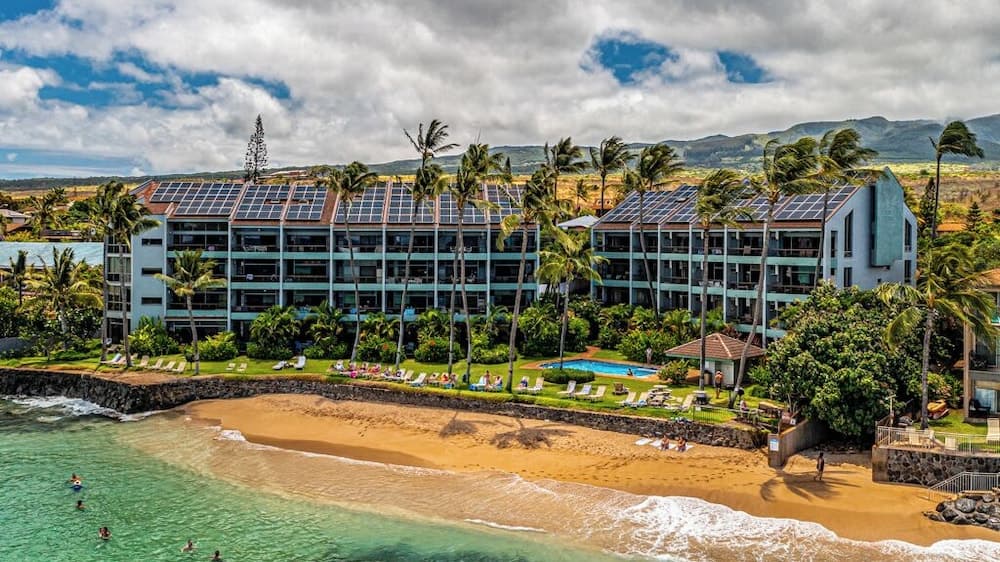 Hale Mahina B304