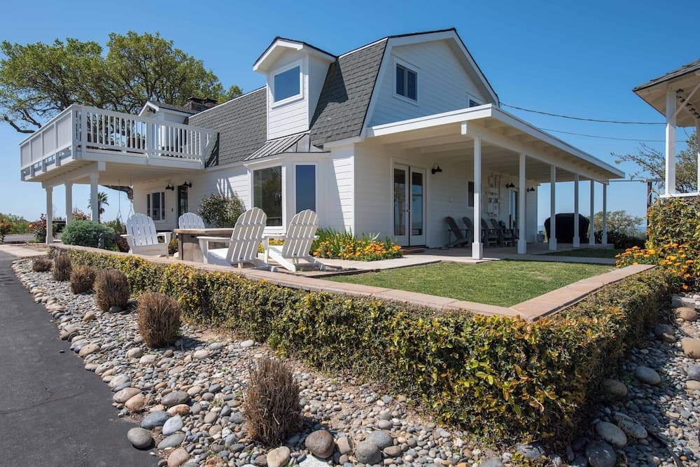 Hidden Acre Vineyard Estate