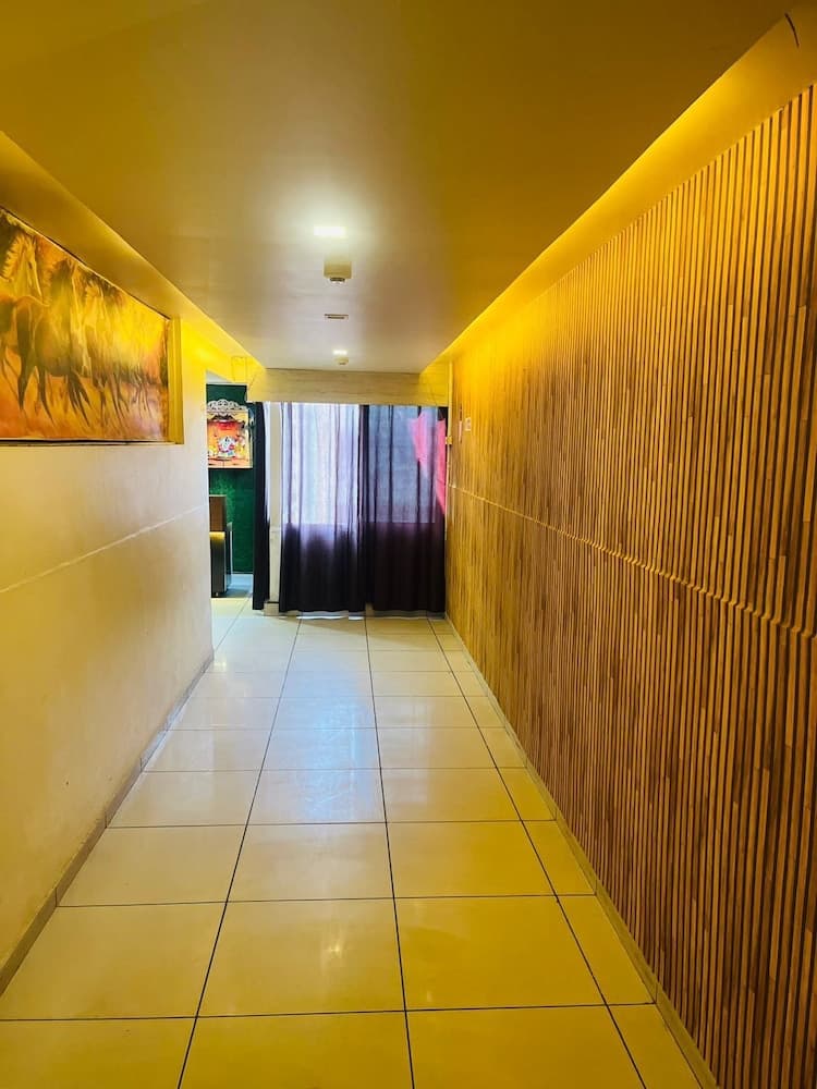 Hotel Nilkanth motera