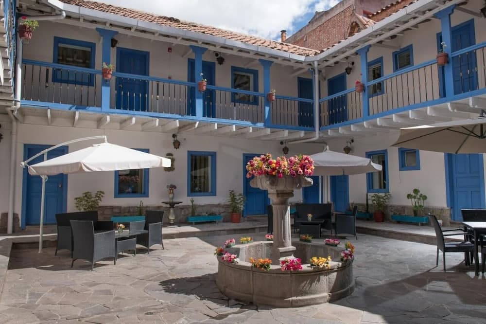 Inkarri Regocijo Plaza